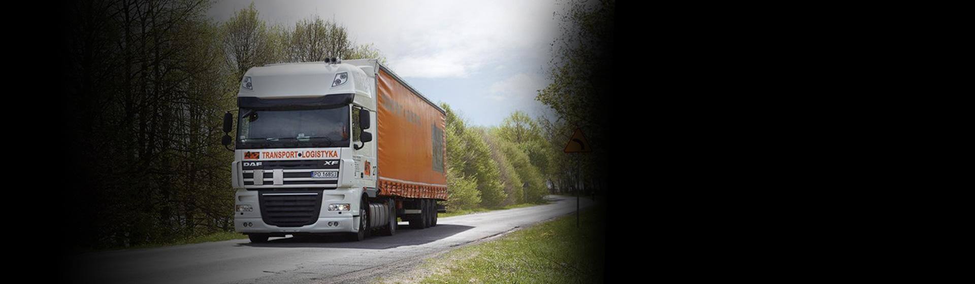 ciągnik siodłowy w trasie - Slajd #2